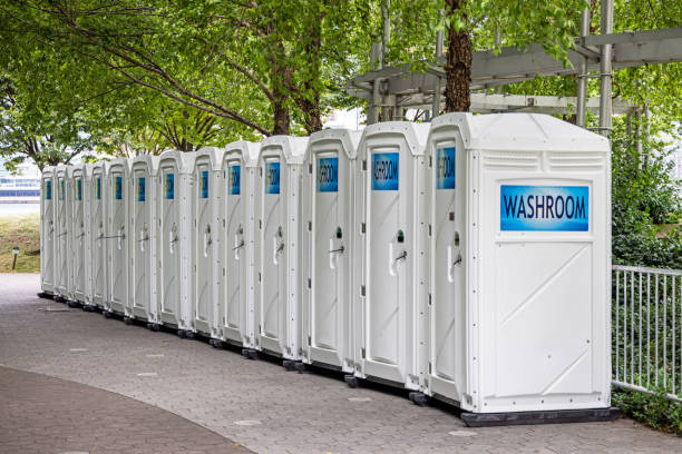 Best Luxury portable toilet rental  in Brazoria, TX